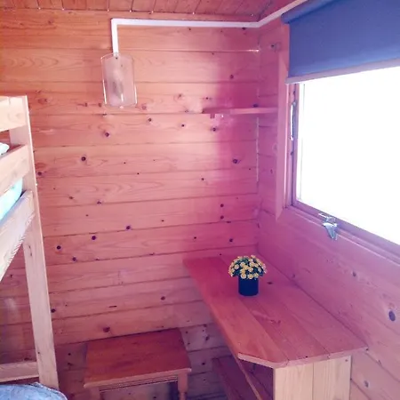 Buena Vista Cabanas Con Litera キャンプ場