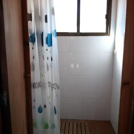 キャンプ場 Buena Vista Cabanas Con Litera Torremanzanas